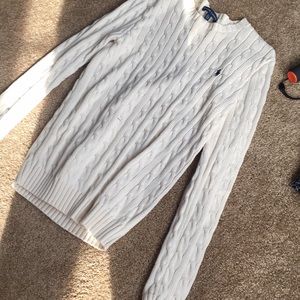 Long sleeved sweater